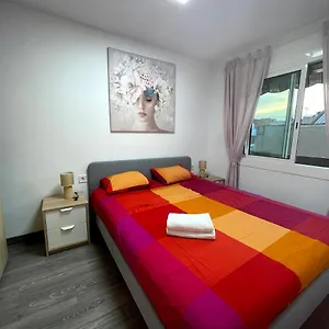 Sant Adria Wi-fi Parking Free Apartamento