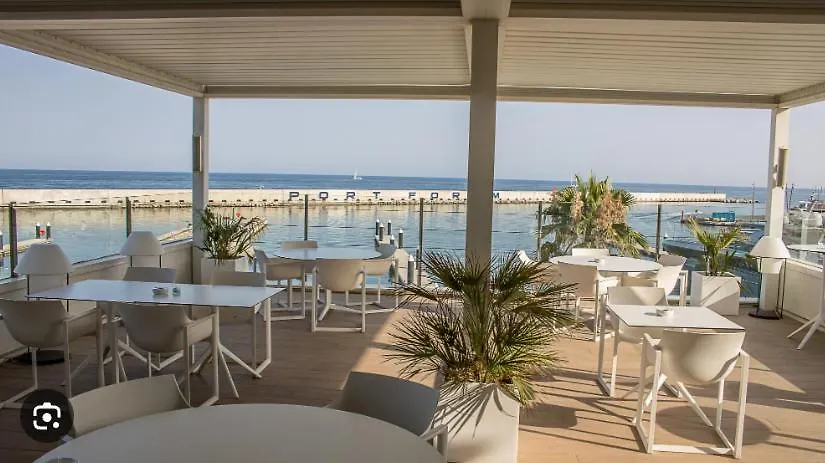 Zafiro, A Wonderful Yacht In Barcelona Apartment Sant Adria de Besos