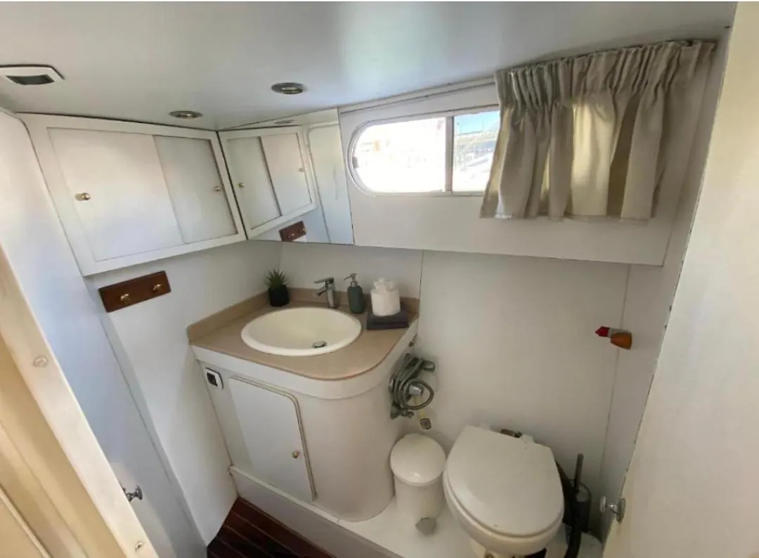 Zafiro, A Wonderful Yacht In Barcelona Apartment Sant Adria de Besos