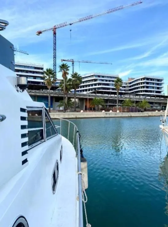 Zafiro, A Wonderful Yacht In Barcelona Apartment Sant Adria de Besos